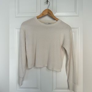 TWO Aritzia Wilfred Long Sleeve Crop Tops